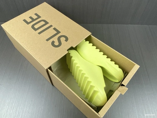 Slide GX6138 Adidas Yeezy Green 0710